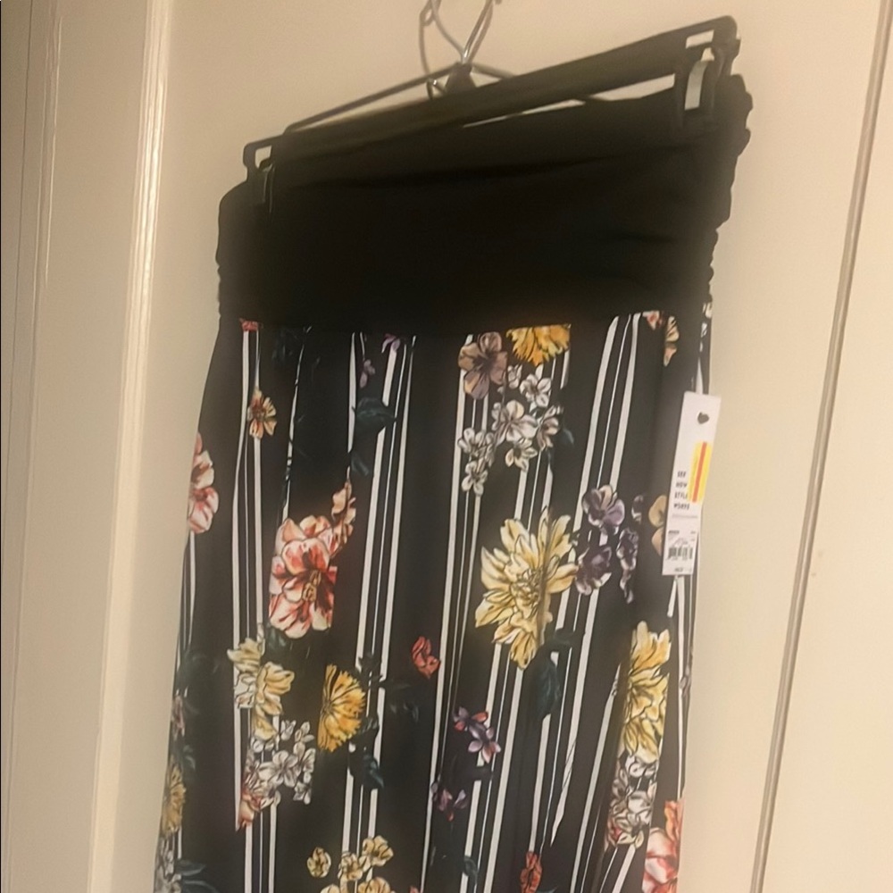 Apt. 9 Pleated Midi Skirt